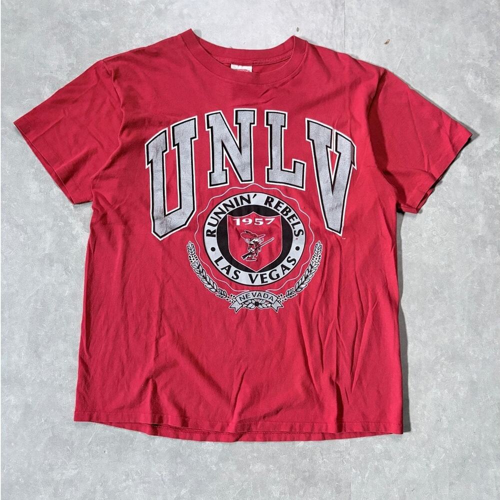 90s Vintage UNLV Rebels Red Crest Nutmeg Red T-Shirt -XL